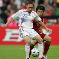Ribery unterschreibt beim FC Bayern für vier Jahre