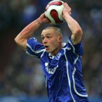 Pander bleibt bis 2011 Schalker