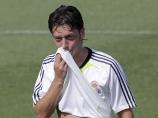 Spanien: Özil gibt 60-minütiges Real-Debüt