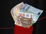UEFA: Klubs sparen statt zu shopen