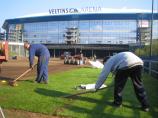 Schalke: Neuer Rasen in der Arena verlegt