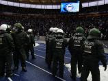 Berlin: Elf Polizisten nach Krawallen verletzt
