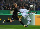 Schalke: Königsblau quält sich ins Achtelfinale