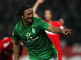 Werder Bremen: Verwirrung um Pizarro-Verletzung