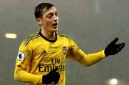 Der ehemalige Schalker Mesut Özil ist beim FC Arsenal wieder gesetzt.