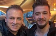 FSV-Sportchef Erol Ayar (links) und sein neuer Stürmer Oguzhan Cuhaci.