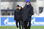 Schalkes U19-Trainer Norbert Elgert freut sich über die Rückkehr ins Parkstadion.