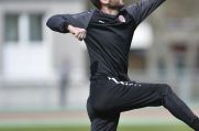 Bestätigt Rot-Weiss Essens U19 ihre bisherigen Leistungen, kann Trainer Damian Apfeld am Saisonende jubeln - falls die Spielzeit überhaupt fortgesetzt wird.
