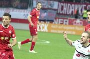 Maximilian Beister (in weiß) im Spiel des Drittligisten KFC Uerdingen gegen Rot-Weiss Essen.