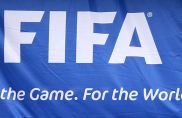 Die FIFA erlaubt fünf Auswechselspieler - vorübergehend.