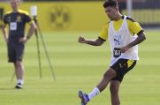 Borussia Dortmunds Jadon Sancho absolviert Passübungen.