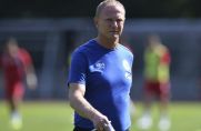 Schalkes U23-Trainer Torsten Fröhling sah eine 1:2-Niederlage gegen die Reserve des SC Paderborn.