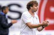Dürfte nach dem Testspiel gegen Hannover zufrieden sein: Uerdingens Trainer Stefan Krämer. (