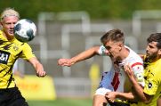Niklas Dams (r.) ist einer der Top-Transfers bei Dortmunds U23.