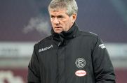 Friedhelm Funkel als Trainer von Fortuna Düsseldorf. Der 66-Jährige coachte auch schon den VfL Bochum.