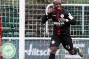 Dreht jubelnd ab: Shaibou Oubeyapwa trägt auch in der kommenden Saison das Trikot von Rot-Weiß Oberhausen.
