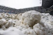 Die Schneemassen sorgten schon am vergangenen Wochenende für eine Spielabsage beim Zweitligisten SC Paderborn.