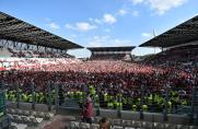 RWE: Platzsturm nach Aufstieg verhindert Frauen-Bundesliga-Spiel