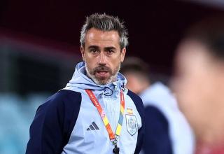 Im Zuge des Kuss-Skandals: Trotz WM-Titel - Spaniens Frauen-Nationaltrainer entlassen
