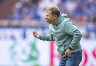 Bundesliga: Augsburg braucht neuen Trainer - auch Ex-Schalker gehandelt