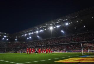 VfL Bochum: Bei Gegner SC Freiburg - Gelbe und Rote Karten für Raucher