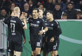 DFB-Pokal: Paderborn wirft Freiburg raus, Magdeburg siegt vom Punkt