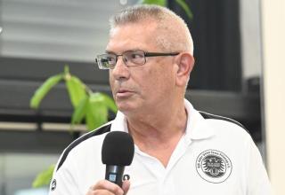 DJK Adler Frintrop: Drei Knaller-Spiele - Hansi Wüst will über dem Strich bleiben