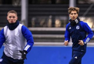 Der 20-jährige Felix Allgaier (Bildmitte) will sich auf Schalke für einen Vertrag empfehlen.