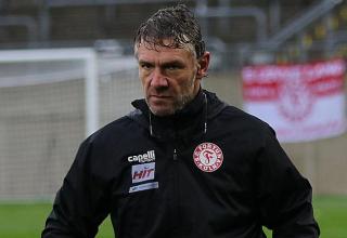Fortuna Kölns Trainer Markus von Ahlen kann mit dem 0:0 gegen den SC Paderborn II nicht zufrieden sein.