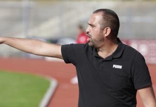 TSG Sprockhövel-Trainer Yakup Göksu kann sich mit seinem Team noch nicht von den abstiegsgefährdeten Plätzen absetzen. 