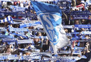 Die Fans des FC Schalke 04.