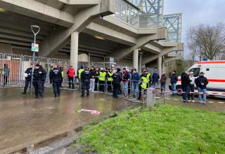 SG Wattenscheid: Siegen-Fans provozieren SGW-Ultras - Polizei greift ein 