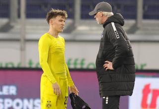 Julian Hettwer (l.) war nach der Niederlage von Borussia Dortmund II bedient.