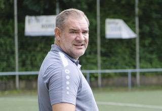 Sven Schützek sucht aktuell einen neuen Scherpenberger Cheftrainer.