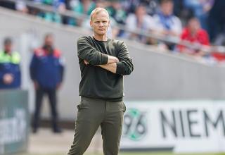 Karel Geraerts, Trainer des FC Schalke 04, will gegen Nürnberg unbedingt einen Heimsieg einfahren.