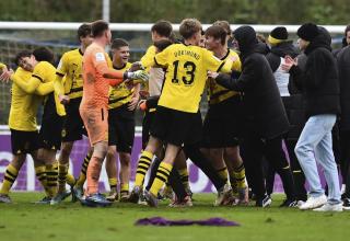 Derbysieger: Die U17 von Borussia Dortmund.
