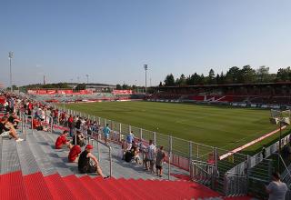Die Würzburger Kickers werden gegen den Meister der Regionalliga Nord antreten.
