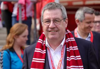 1. FC Köln: Trotz Fanforderungen - Vorstand bleibt, auch Keller darf weitermachen