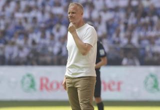 Bleibt Karel Geraerts Trainer auf Schalke? Die Entscheidung scheint bevor zu stehen.