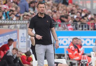 RWE-Trainer Christoph Dabrowski peilt mit seiner Mannschaft im letzten Saisonspiel einen Sieg an.