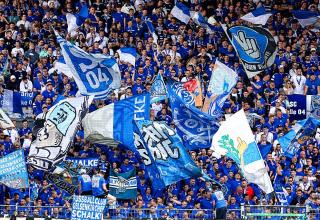 Schalke-Fans sind aufgerufen zu spenden. 