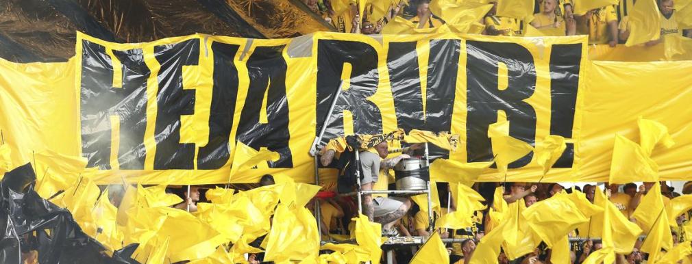 Fans von Borussia Dortmund, hier beim Spiel in Augsburg (Symbolbild).