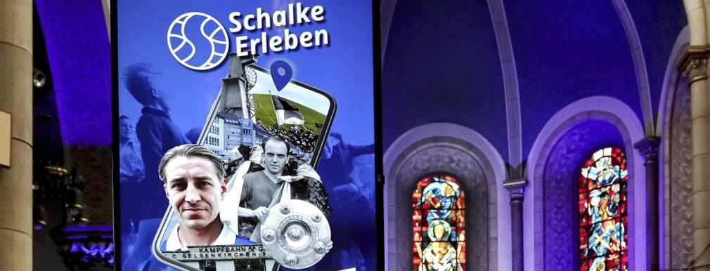 Werbung für die neue Schalke-App.
