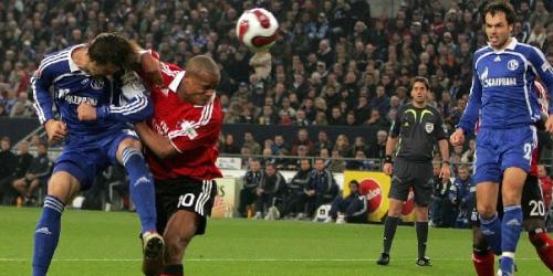 Mladen Krstajic erzielt das 1:0 für den FC Schalke (Foto: firo).