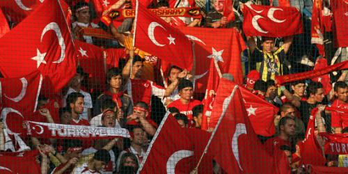 Nicht nur türkische Fans fiebern dem Halbfinale entgegen