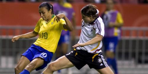 Frauenfußball: Neid-Team hat Zuschauer-Rekord im Visier