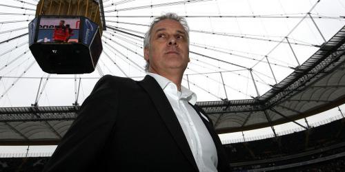 Schalke: Niederländer trotz Krise und Kritik gelassen