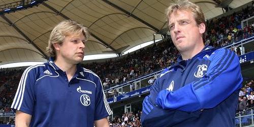 Mike Büskens und Youri Mulder bleiben Schalkes Interimstrainer bis zum Saisonende (Foto: firo).