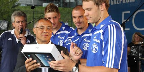 Schalke: Neuer bei Saisoneröffnung ausgezeichnet