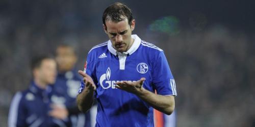 Schalke: Metzelders Einsatz am Dienstag weiter fraglich